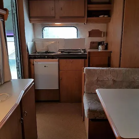 Przyczepy Polaris Polwysep Helski Campingplads *