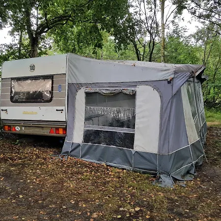 Przyczepy Polaris Półwysep Helski Parque de Campismo *