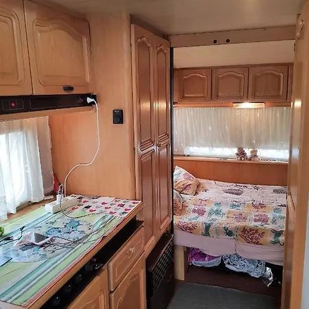 Campingplads Przyczepy Polaris Polwysep Helski