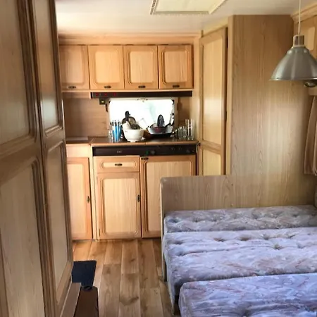 Przyczepy Polaris Polwysep Helski Campingplads *