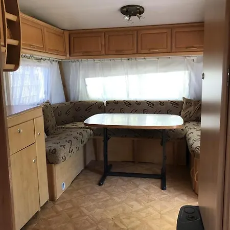 Campsite Przyczepy Polaris Polwysep Helski *