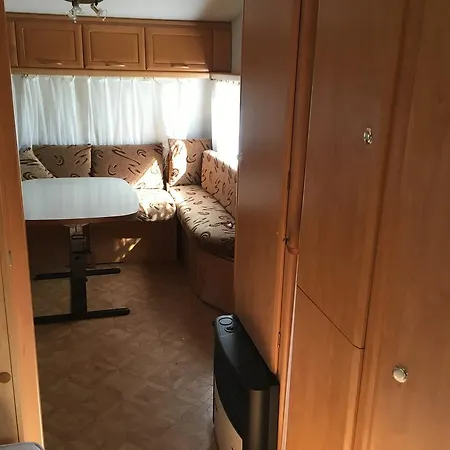 Кемпинг Przyczepy Polaris Polwysep Helski *