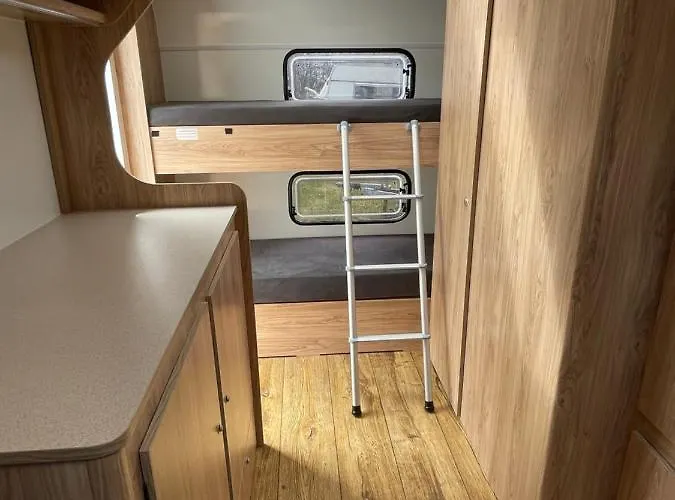 Parque de Campismo Przyczepy Polaris Półwysep Helski *