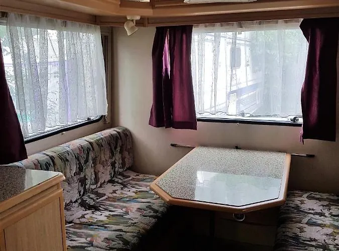 Parque de Campismo Przyczepy Polaris Półwysep Helski *