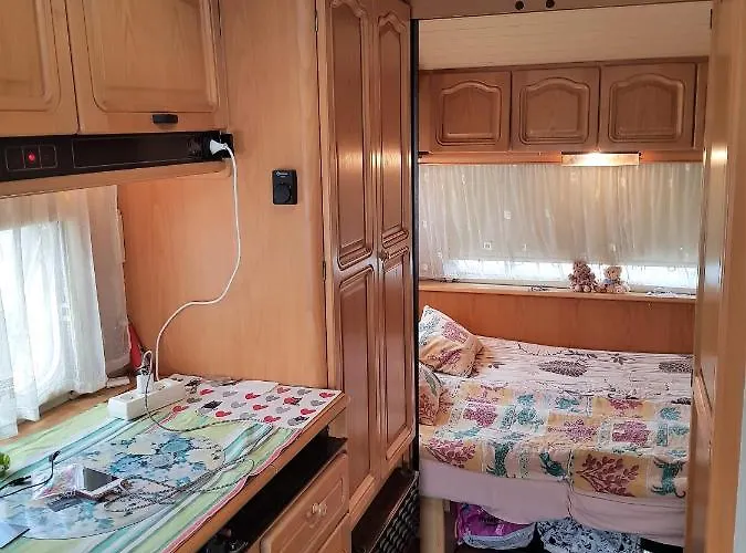 Kemping Przyczepy Polaris Polwysep Helski